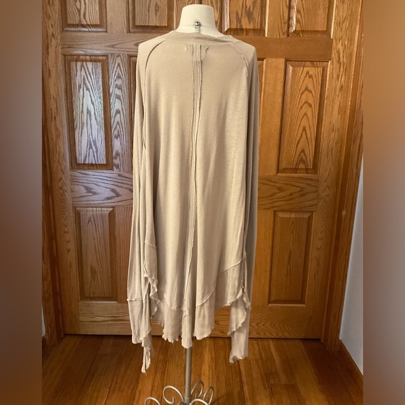 We The Free Oversized Starlight Tunic with Handkerchief Hem, Size Extra Large - Picture 7 of 10